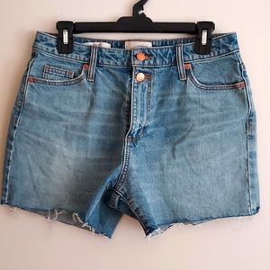 NWOT Universal thread vintage high rise Jean shorts
